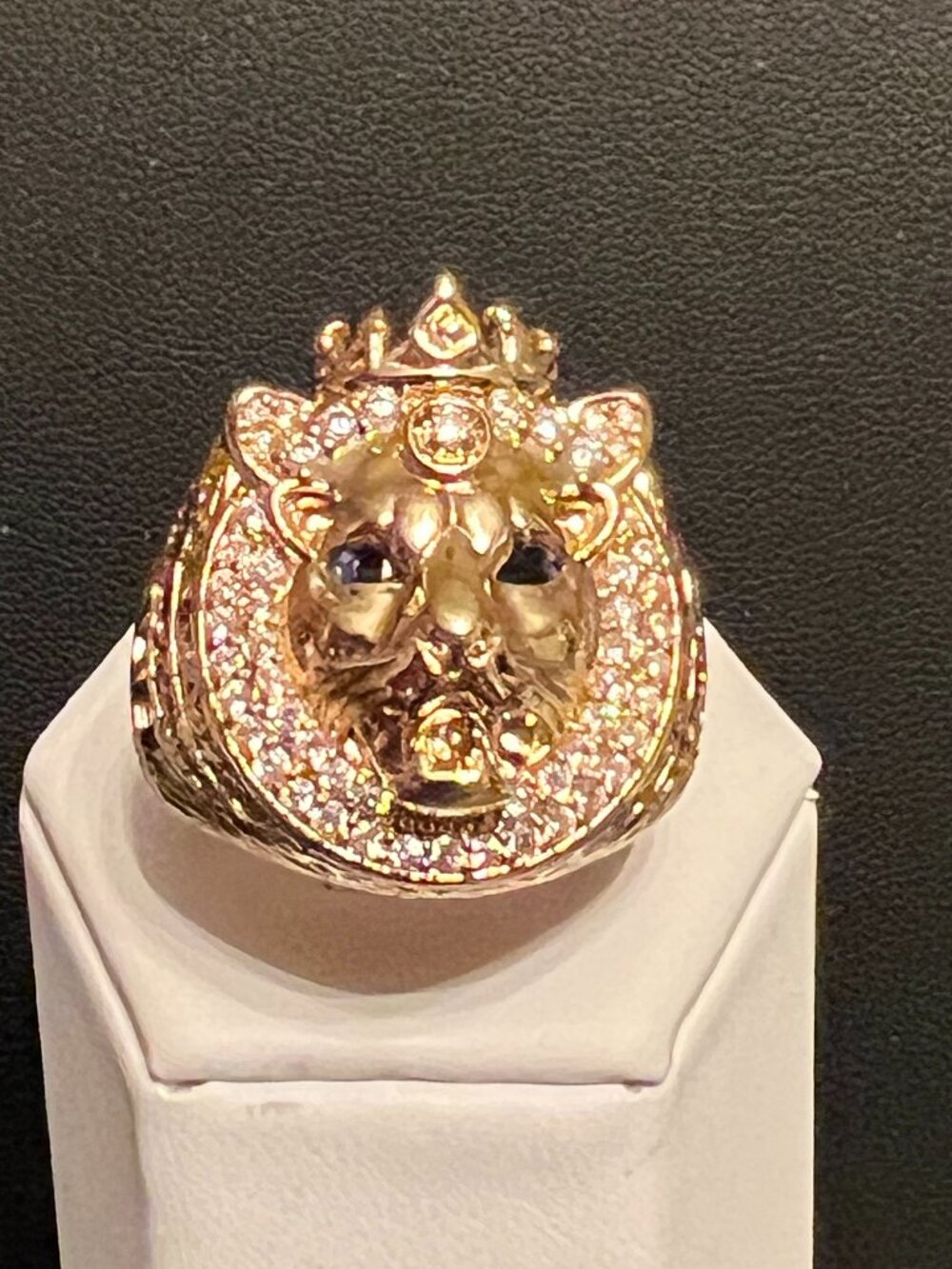 Gold-Tone Lion Head Crown Ring Size 8, 10 (481)